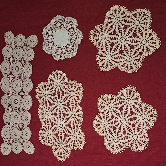 Vintage Crochet Doilies Bundle Lot of 5 - Picture 1 of 1